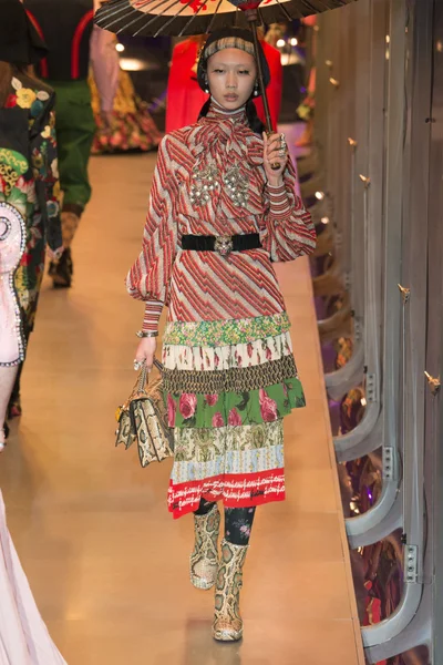 Look 81